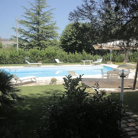 Villa Curri โลโกโรตอนโด ภายนอก รูปภาพ