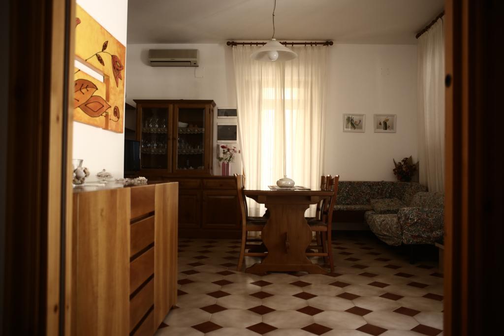 Villa Curri โลโกโรตอนโด ภายนอก รูปภาพ